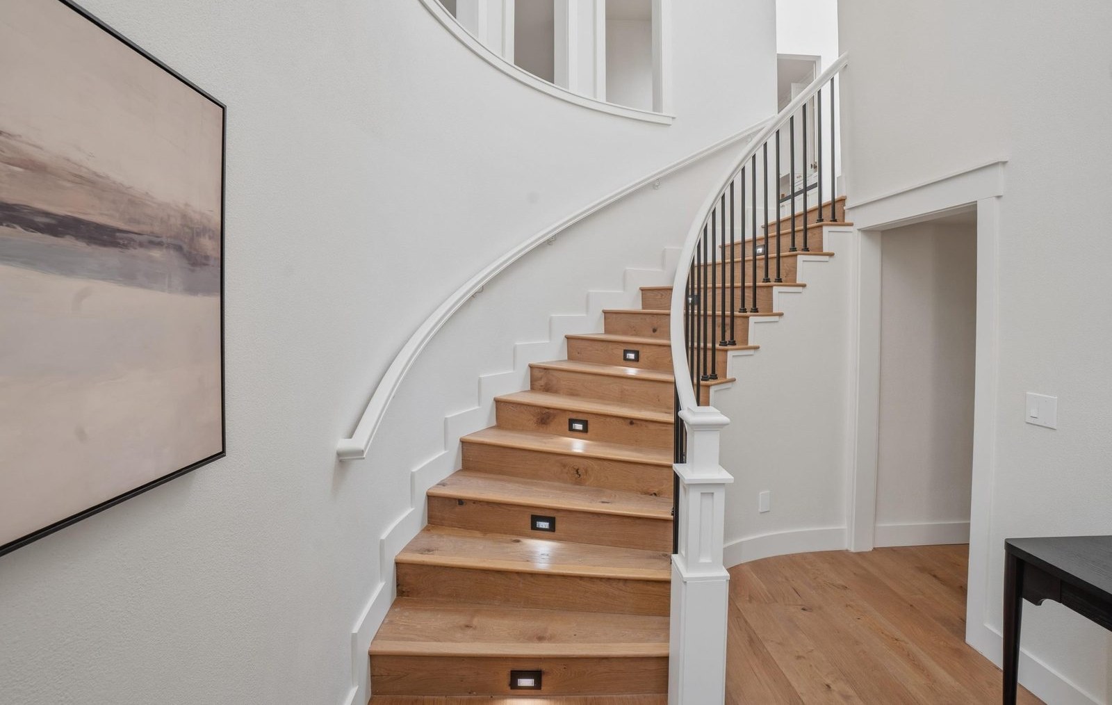 The curved stair after